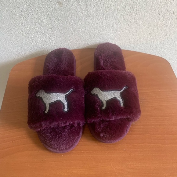 Victoria's Secret Pink Dog Logo Open
Toe Slippers,women’s size medium 7/8 purple - Picture 2 of 6